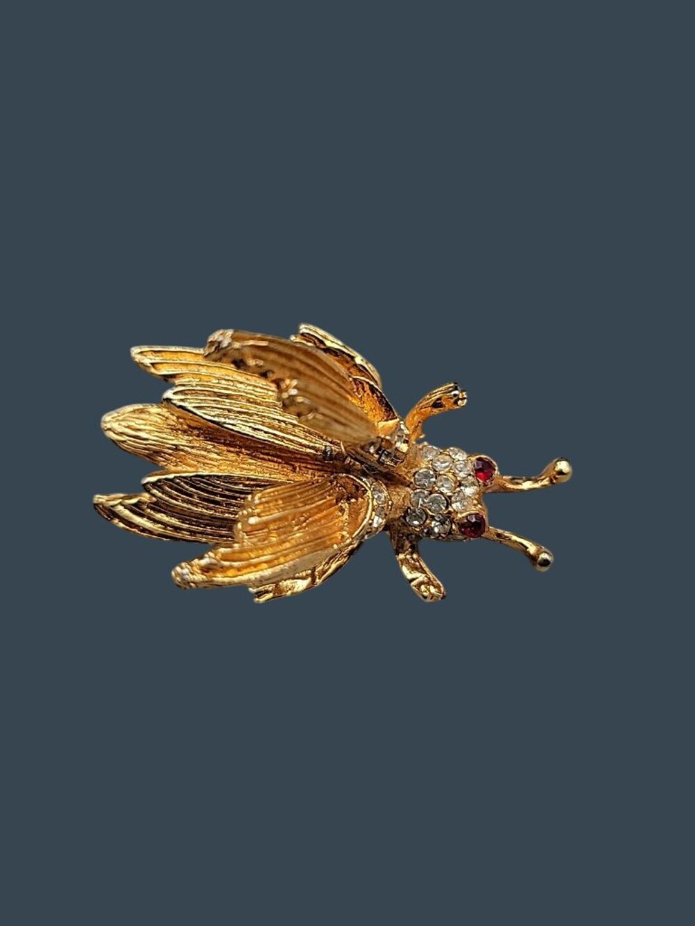 Vintage Insect Trembler Brooch 1950s Red Rhinestone Eye Gold Tone Moving Wings - Picture 2 of 6